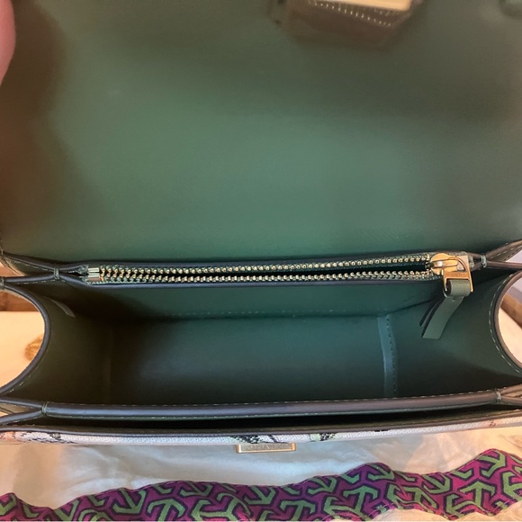 Tory Burch Small Eleanor Bag (Winter Sage) - Picture 5 of 13